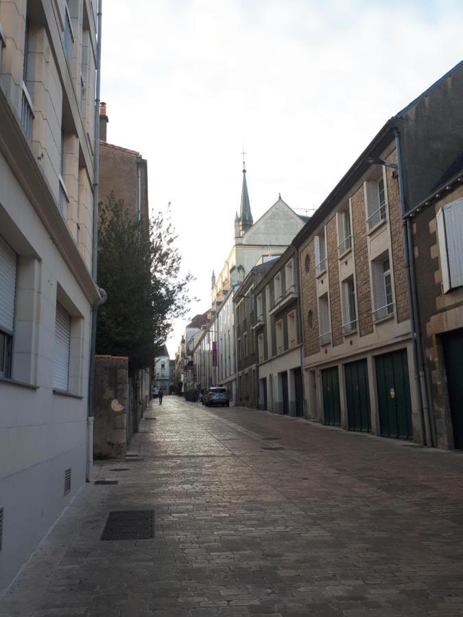 Edouard Grimaux Appartement Poitiers Buitenkant foto